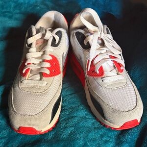 Nike White, Gray & Red Retro Running Sneakers